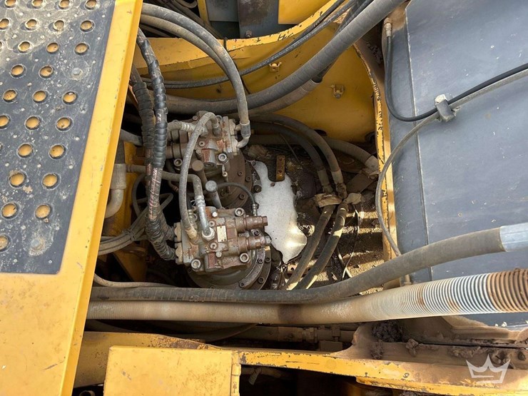 2016-john-deere-470g-hydraulic-excavator-image-14