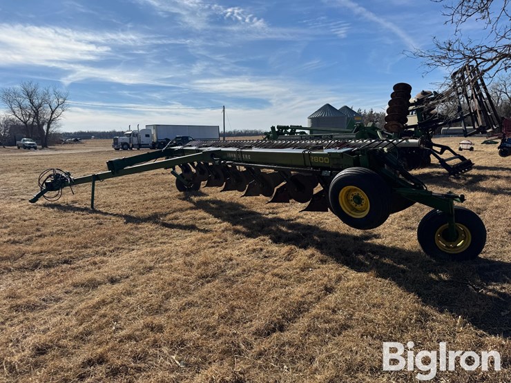 john-deere-2800-image-7