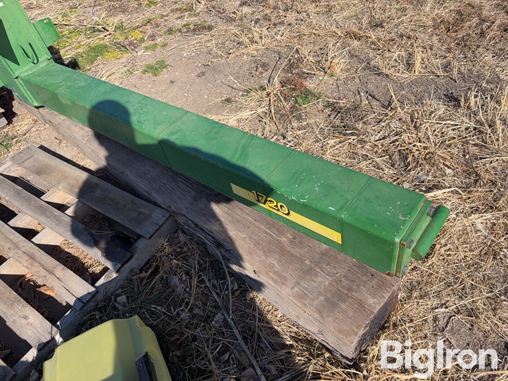 john-deere-1720-image-16