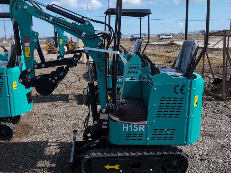 cfg-industrial-mini-excavator---h15r-image-1
