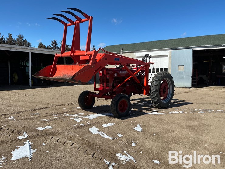 1953-international-super-m-image-1