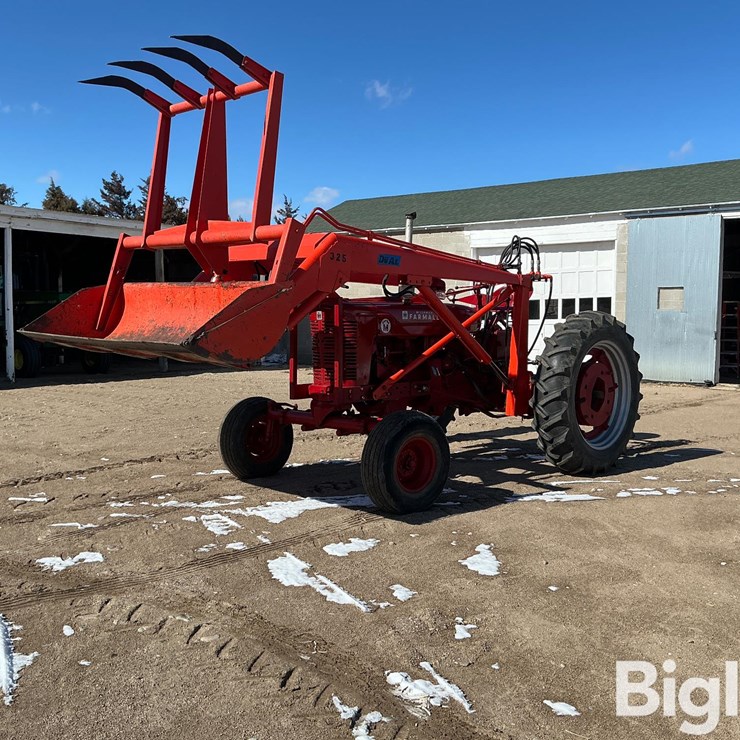 1953 INTERNATIONAL SUPER M