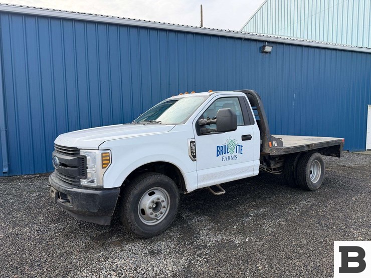 2019-ford-f350-image-5