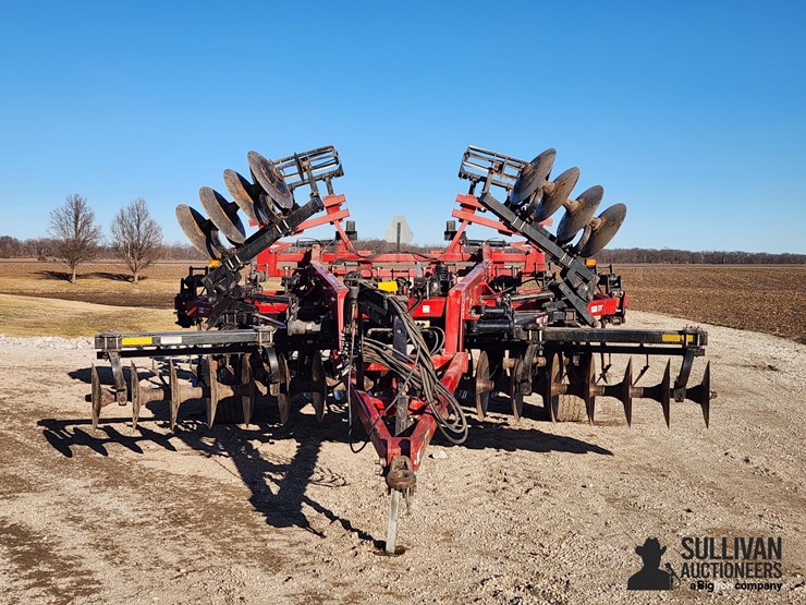 2011-case-ih-870-ecolo-tiger-9-shank-disk-ripper-image-2