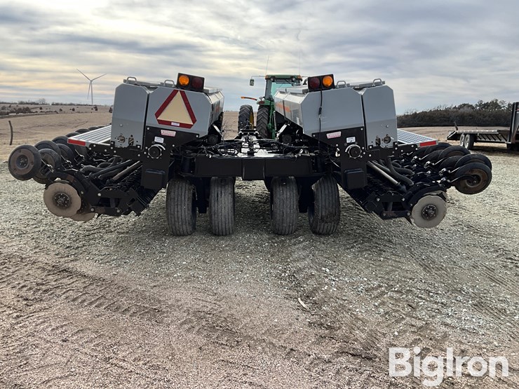 crust-buster-4025-image-6