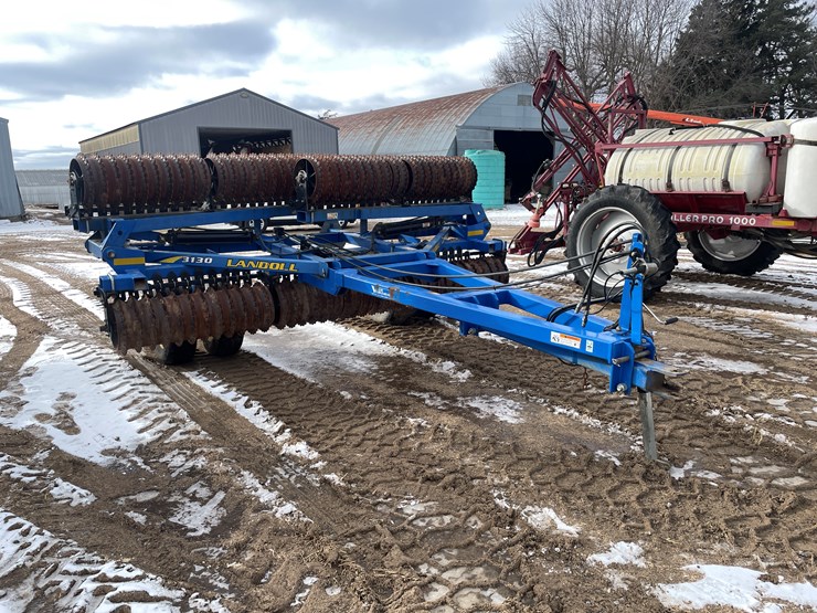 #1072-•-landall-3130-notched-packer-(somerset,-wi)-image-2