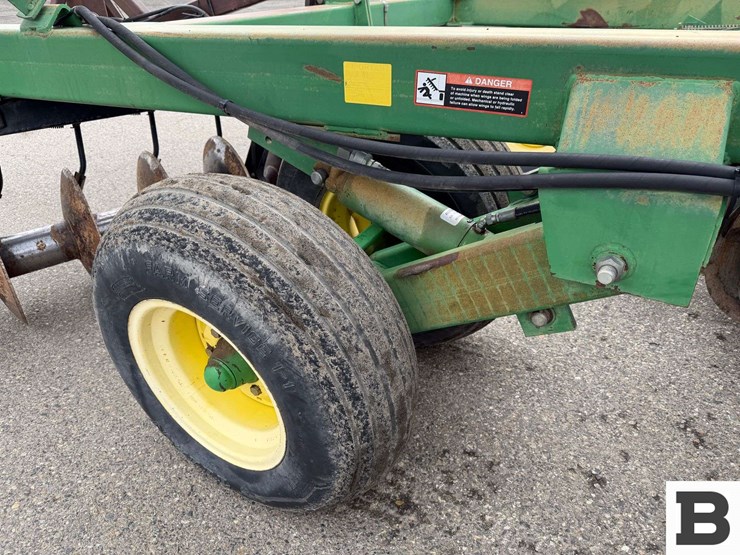john-deere-650-image-37