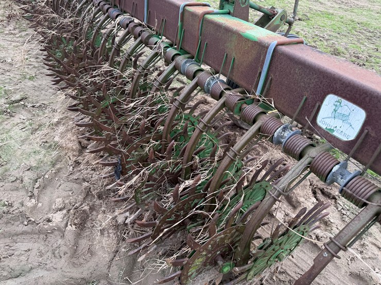 john-deere-400-image-12