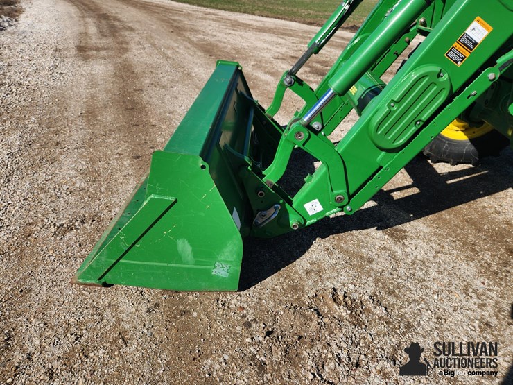 2016-john-deere-6130r-image-13