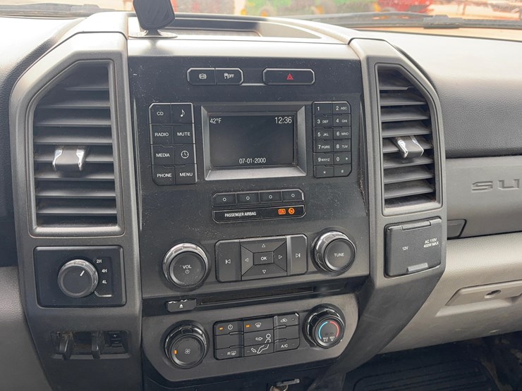 2018-ford-f550-image-15