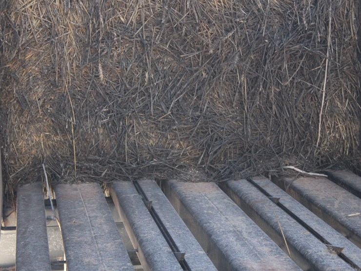 2019-case-ih-lb434xl-image-33