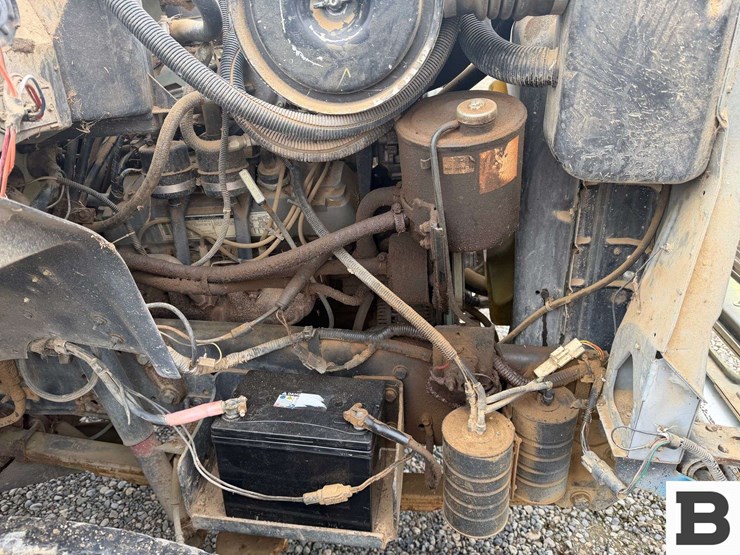 1992-ford-f700-image-37