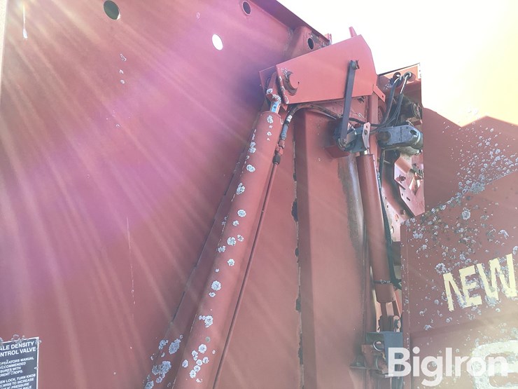 new-holland-644-image-15