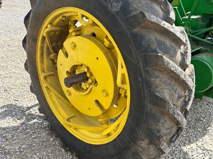 john-deere-530-image-9