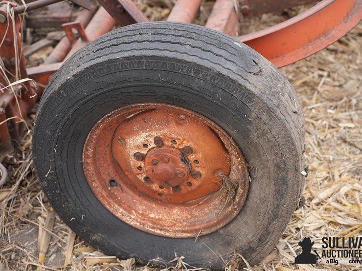 8'-sickle-bar-mower-on-cart-image-19