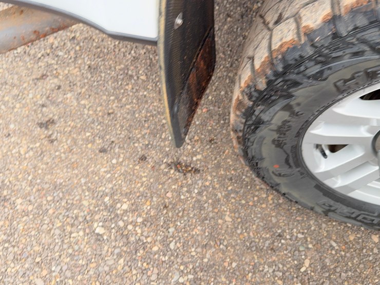 2022-ford-f350-image-13