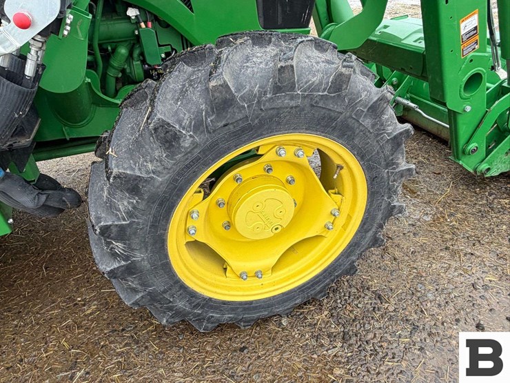 john-deere-5075e-image-36