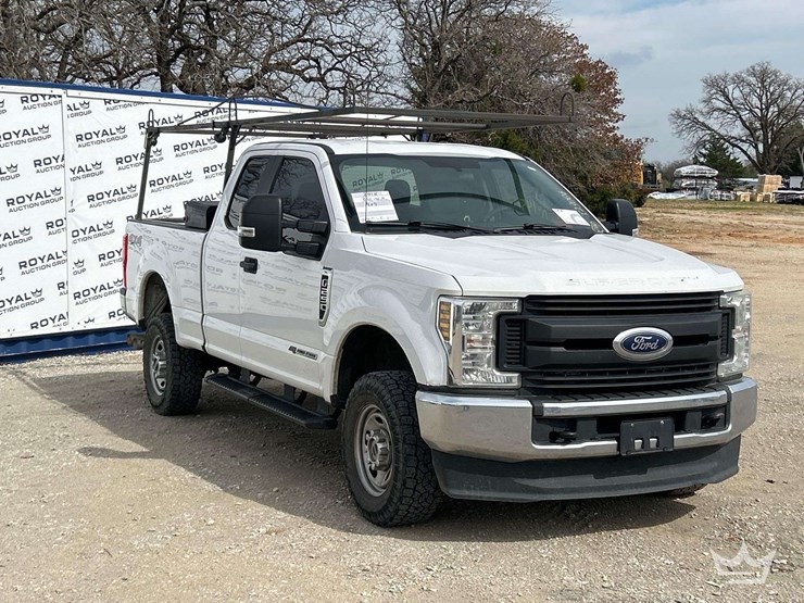 2018-ford-f250-image-4
