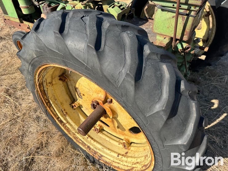 1955-john-deere-60-image-19