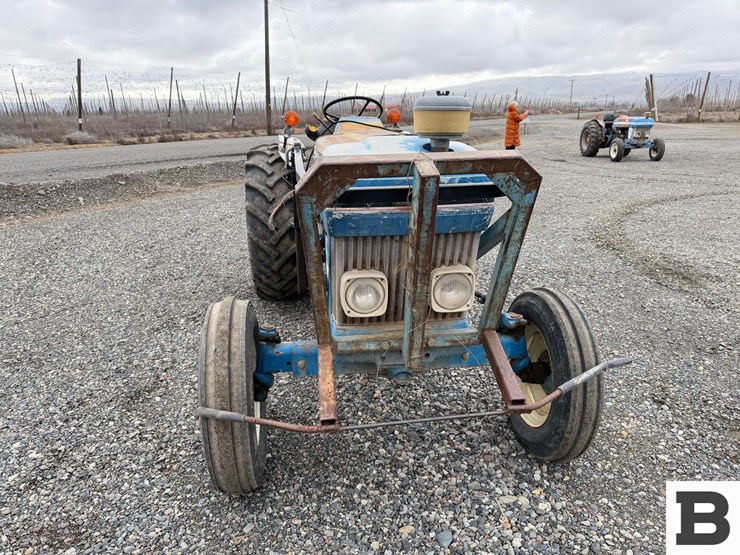 1989-ford-4610-image-9