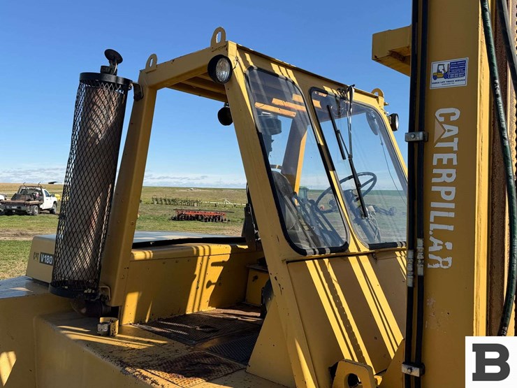 1979-caterpillar-v180b-image-30