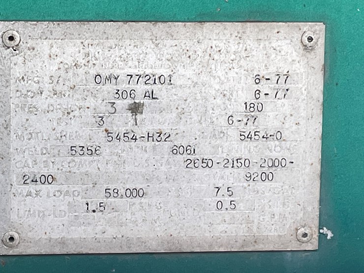 1978-fruehauf-tanker-image-38