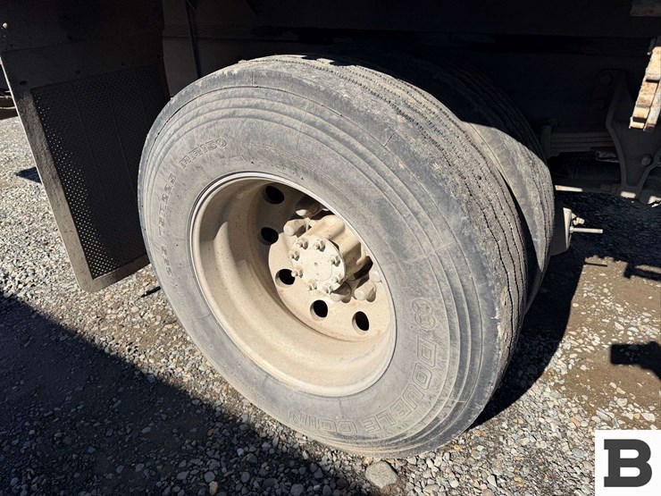 2007-international-durastar-4300-image-15