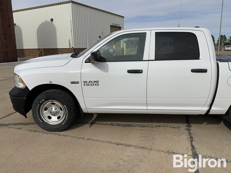 2015-dodge-1500-image-14