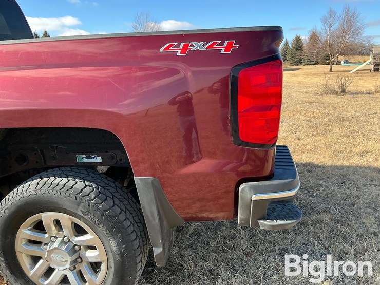 2016-chevrolet-silverado-2500-image-18