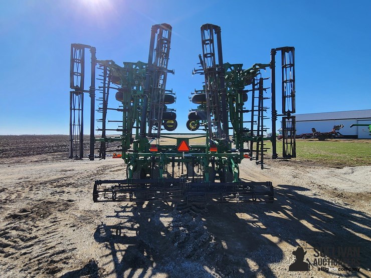 2011-john-deere-2210-image-7