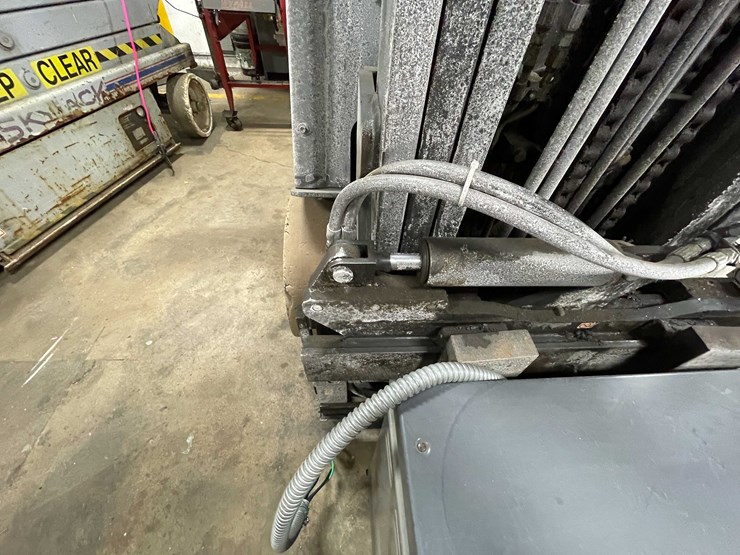 #1230-•-toyota-electric-forklift-(shawano,-wi)-image-8