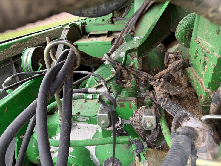 2009-john-deere-9670-sts-image-91