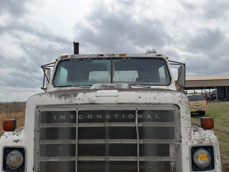 #41247-•-inop-1978-international-f-2275-daycab-truck-image-30