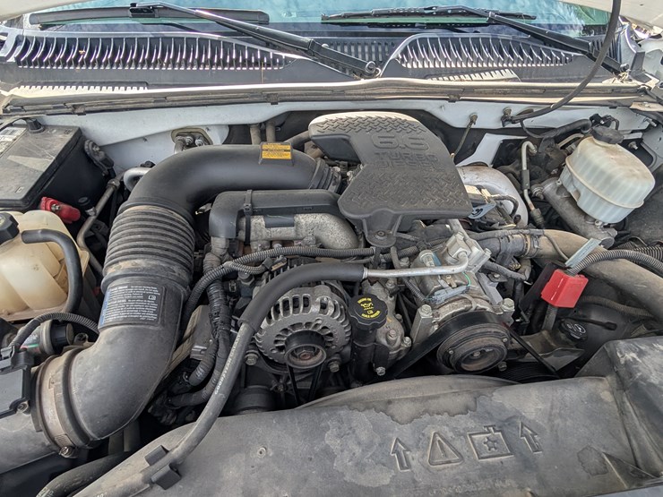 2004-chevrolet-2500-image-20