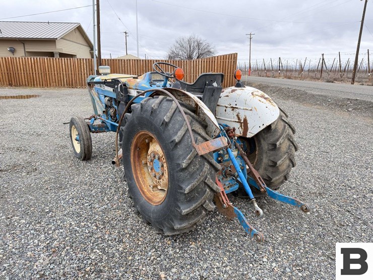 1989-ford-4610-image-4