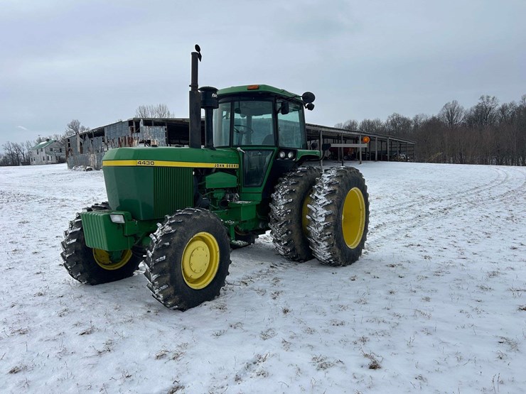 1977-john-deere-4630-image-1