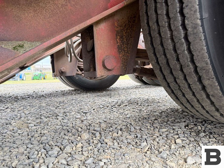 1991-witco-challenger-lowboy-trailer-image-26