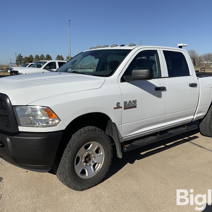 2017 DODGE 2500