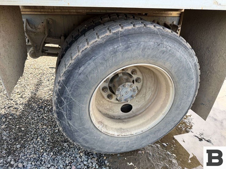 2003-international-durastar-4300-image-13