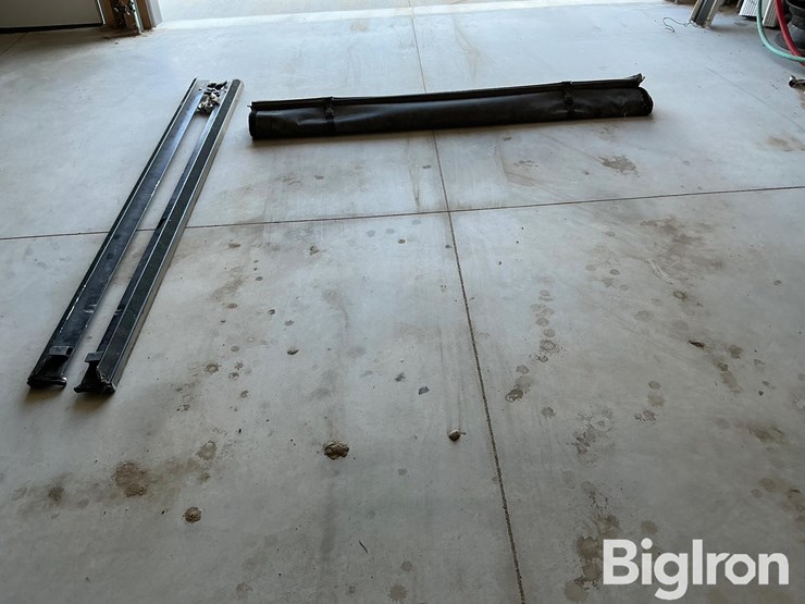 2016-chevrolet-2500-image-16