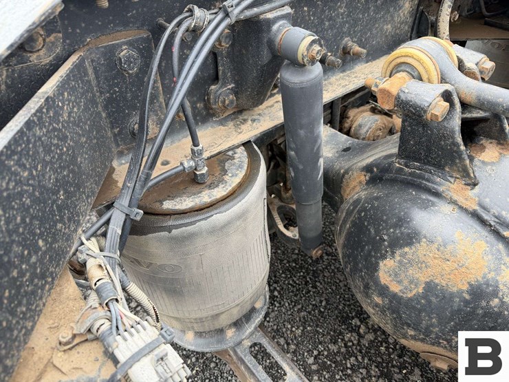 1998-volvo-wca-tractor-truck---reardan,-wa-image-38