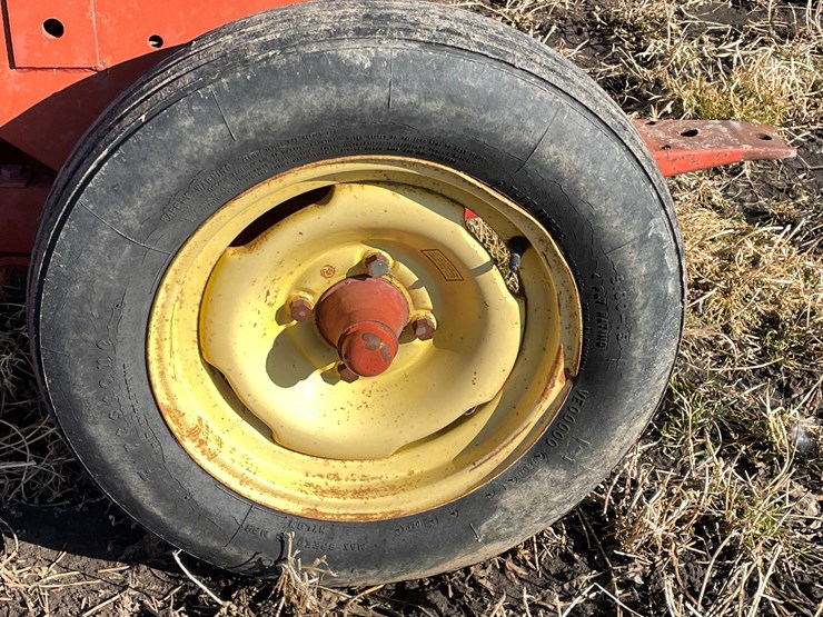 #3448-•-new-holland-chopper-image-15