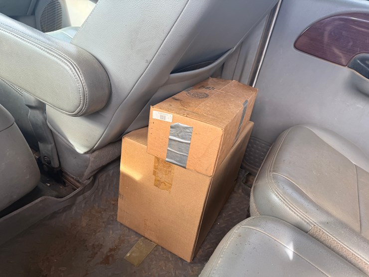 2006-ford-f550-image-30