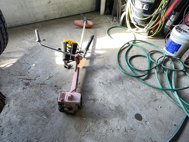 #7202-•-husqvarna-weed-trimmer-image-2