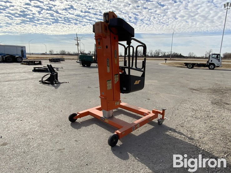 2018-jlg-ft70-image-5