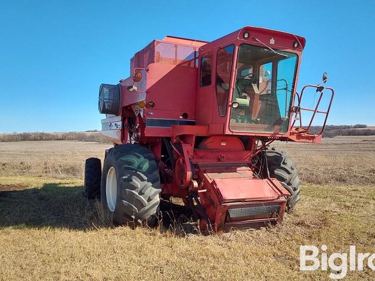 1985-case-ih-1480-image-3
