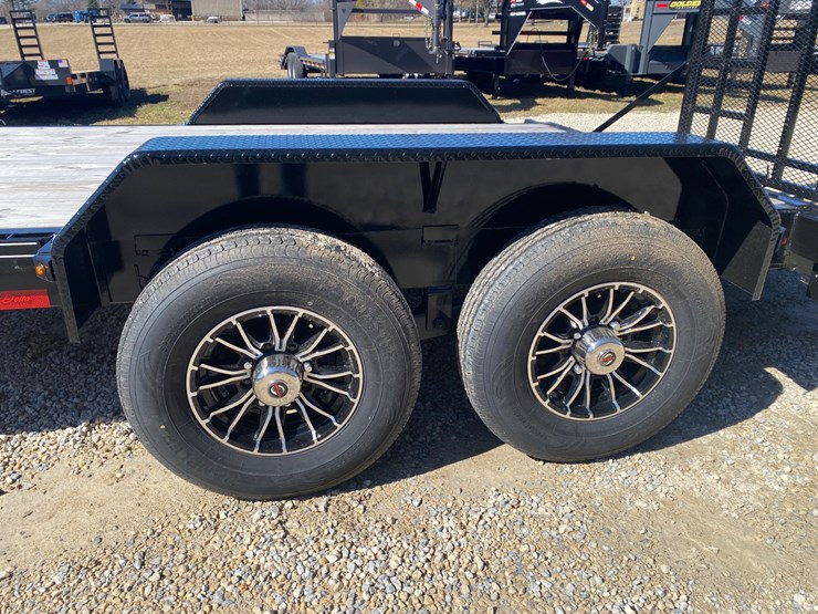 #1110-•-2025-delta-gooseneck-trailer-(has-wi-title)-(helenville,-wi)-image-10