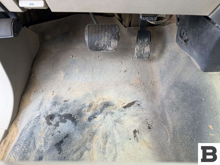 2012-ford-expedition-image-21