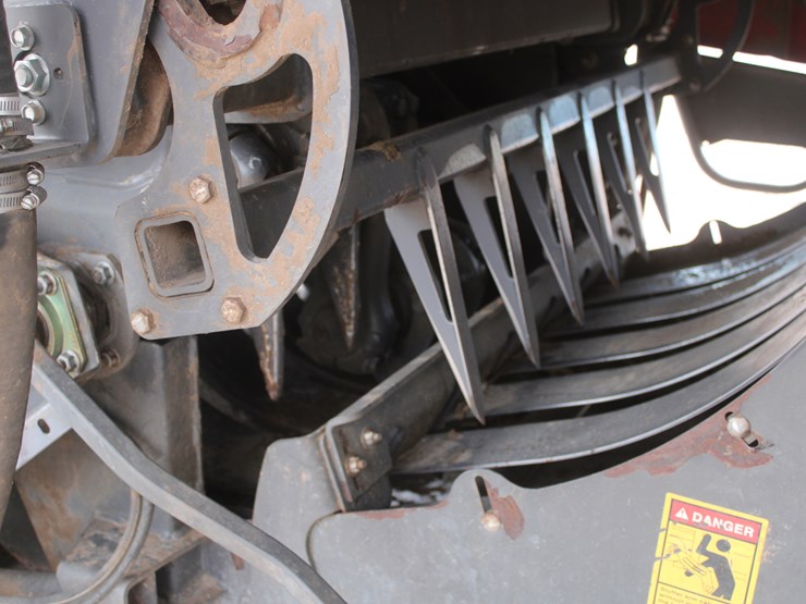 massey-ferguson-2270xd-image-23