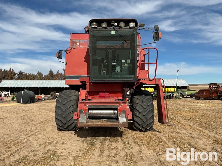 1986-case-ih-1660-image-2